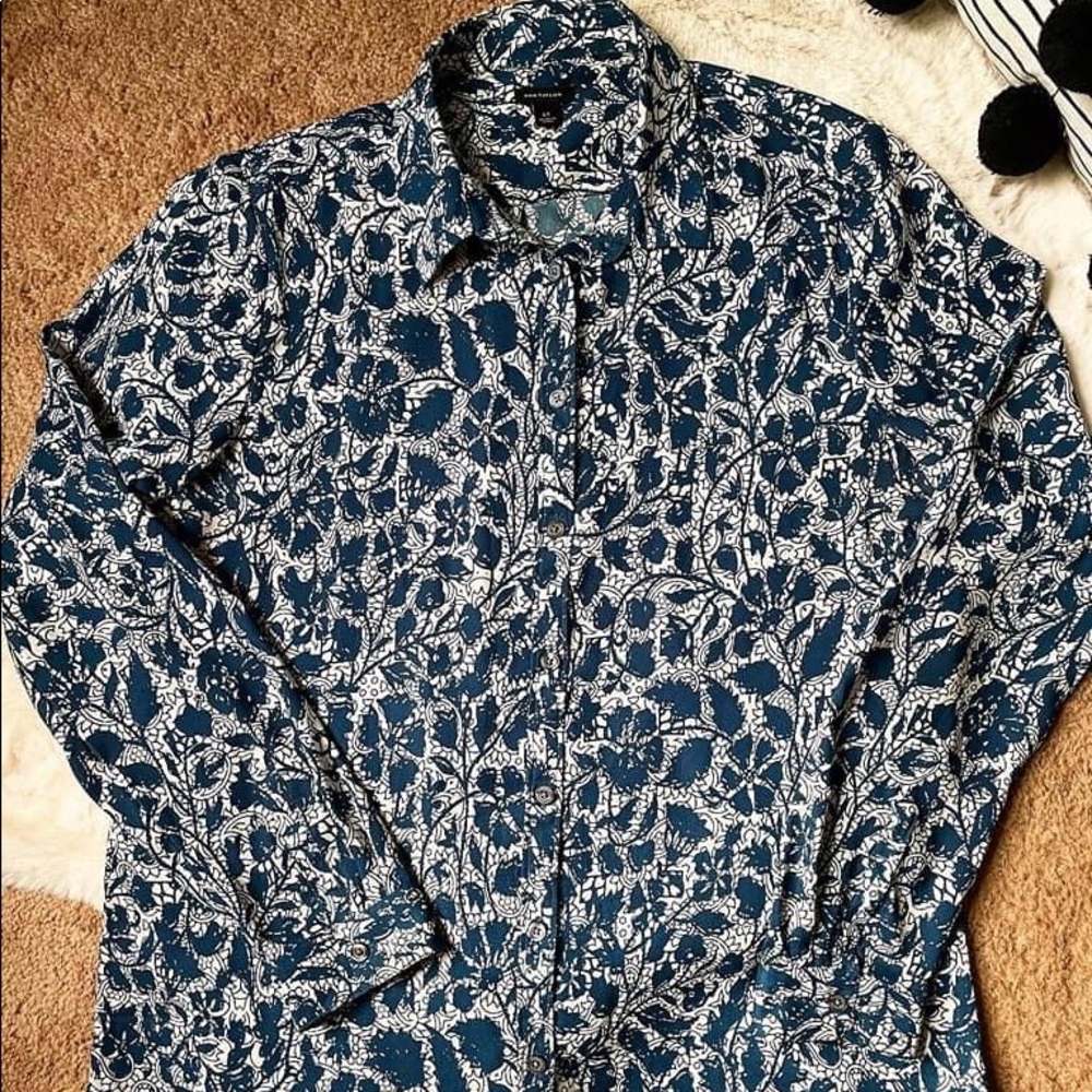 White/Blue Ann Taylor Paisley-esque Blouse